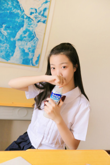 强行玷污女教师